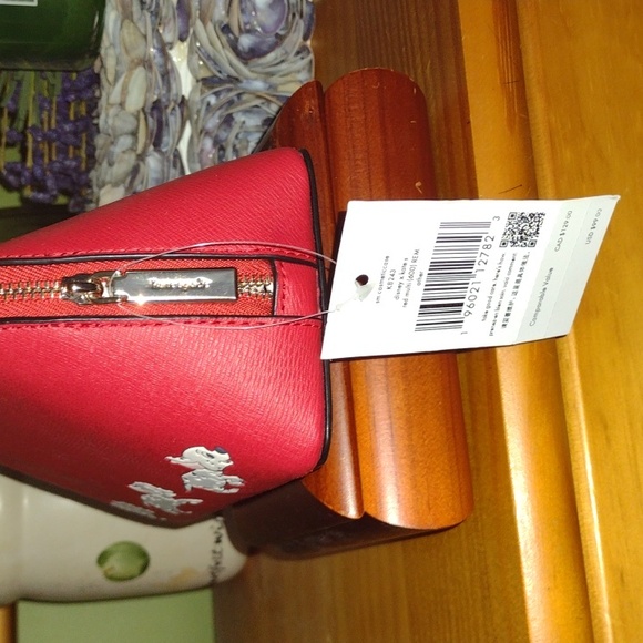 Disney x KATE SPADE Cosmetic case NWT - Picture 6 of 8